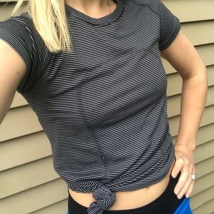 Lululemon T-Shirt